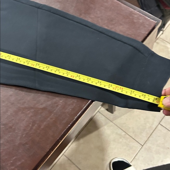 🔥JORDAN FULL OUTFIT.Black Hoodie with Red Emblem, pants with iconic logo 😉☄️☄️ - Picture 6 of 12